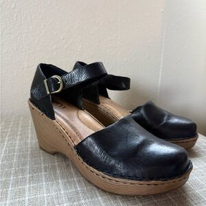 Born Women's Nellie Leather Wedge Sandals